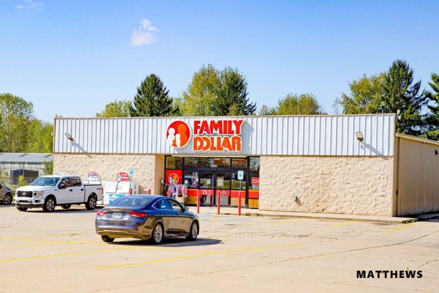 Primary Photo Of 4421 M 99 S, Homer Storefront For Sale