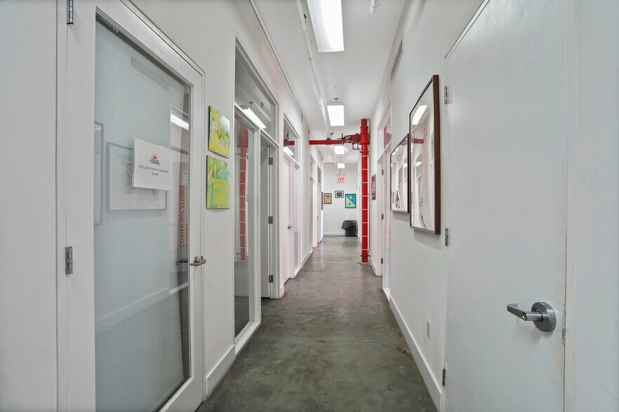 More Photos Of 449-465 Troutman St, Brooklyn Apartments For Lease