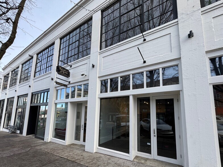 More Photos Of 414 SW 13th Ave, Portland Storefront Retail Office For Lease