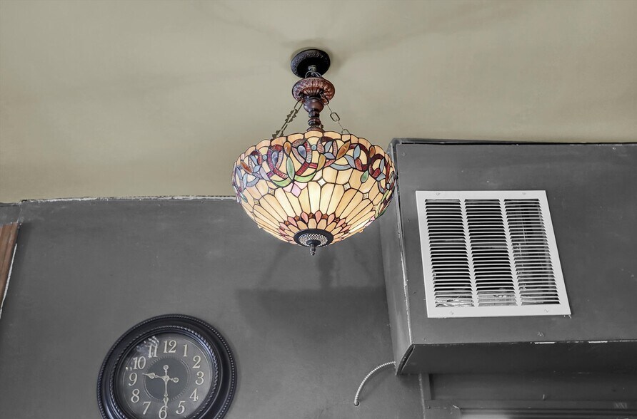 More Photos Of 111 S Walnut St, Edinburgh Theater Concert Hall For Sale