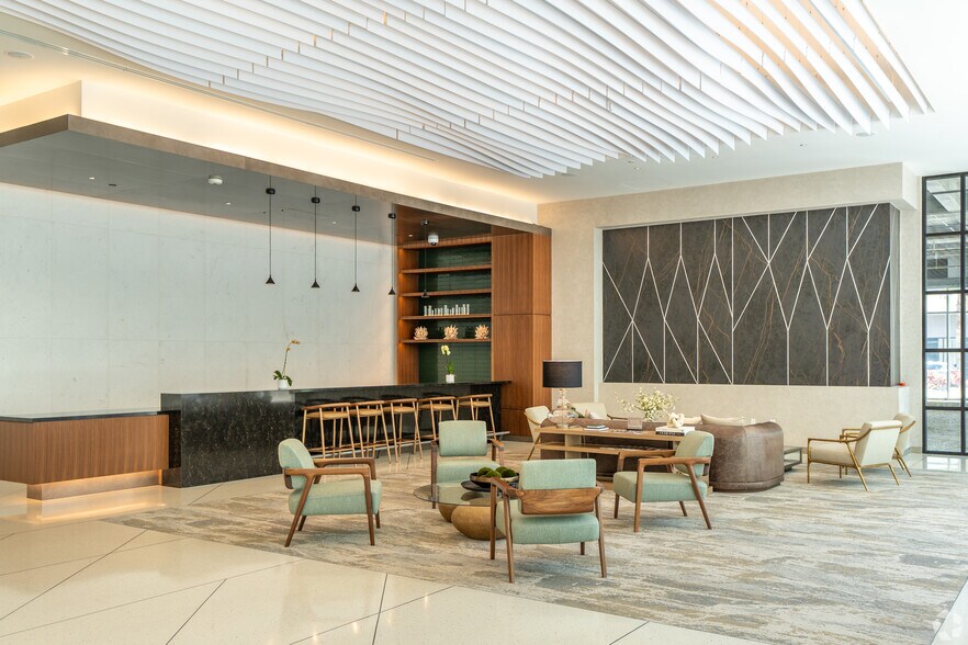 More Photos Of 3725 W Grace St, Tampa Unknown For Lease