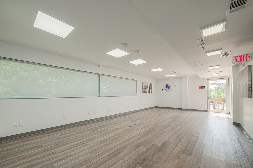 More Photos Of 32607 FM2978, Magnolia Office For Sale