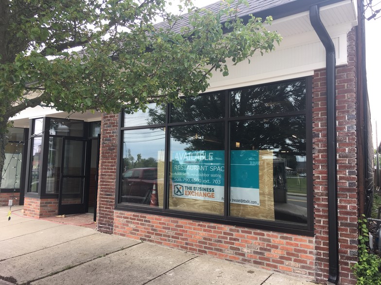 Primary Photo Of 85-93 Main St, Buzzards Bay Storefront For Lease