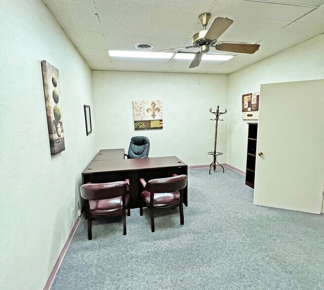 More Photos Of 817 E 7th St, Odessa Office For Lease