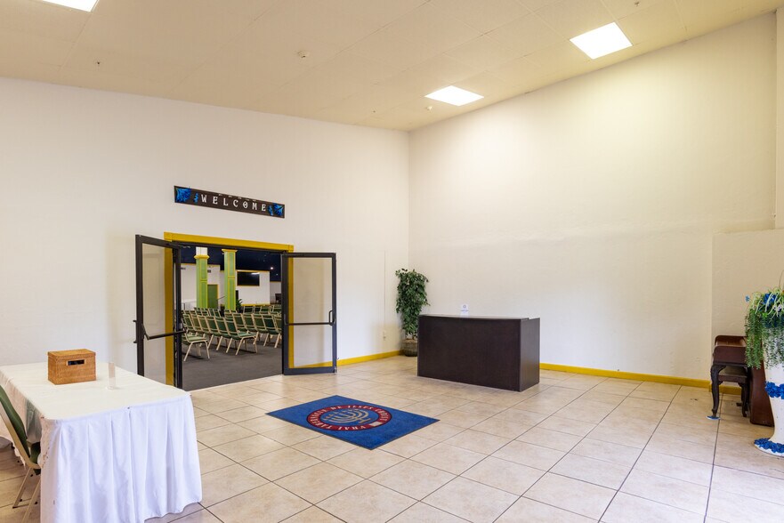 More Photos Of , Fort Myers Unknown For Sale