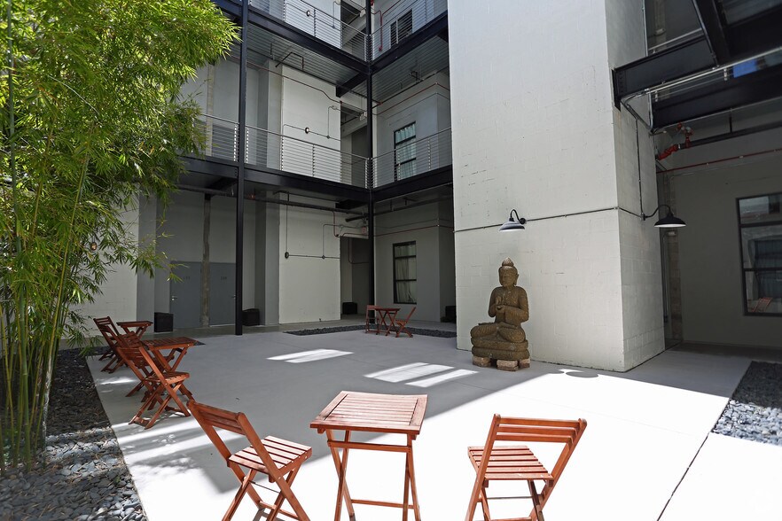 More Photos Of 4513 N Florida Ave, Tampa Apartments For Sale