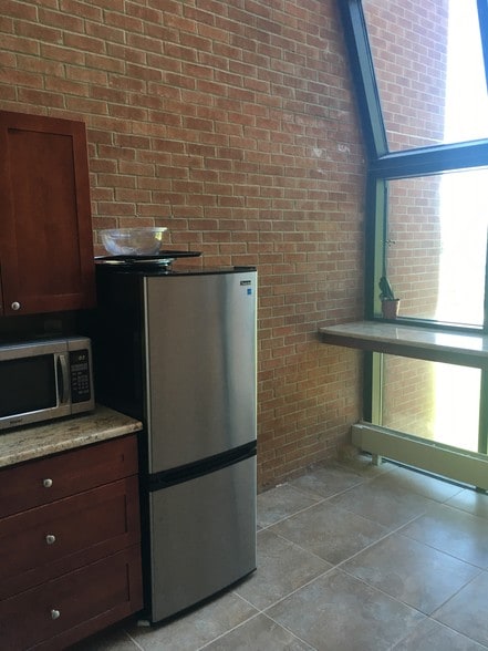 More Photos Of 280 State Route 35, Red Bank Medical For Lease