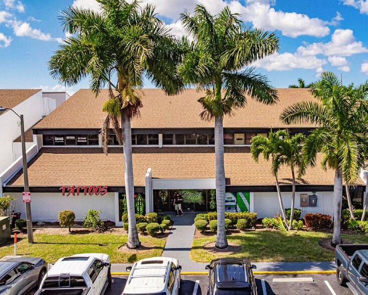 More Photos Of , Fort Myers General Retail For Sale