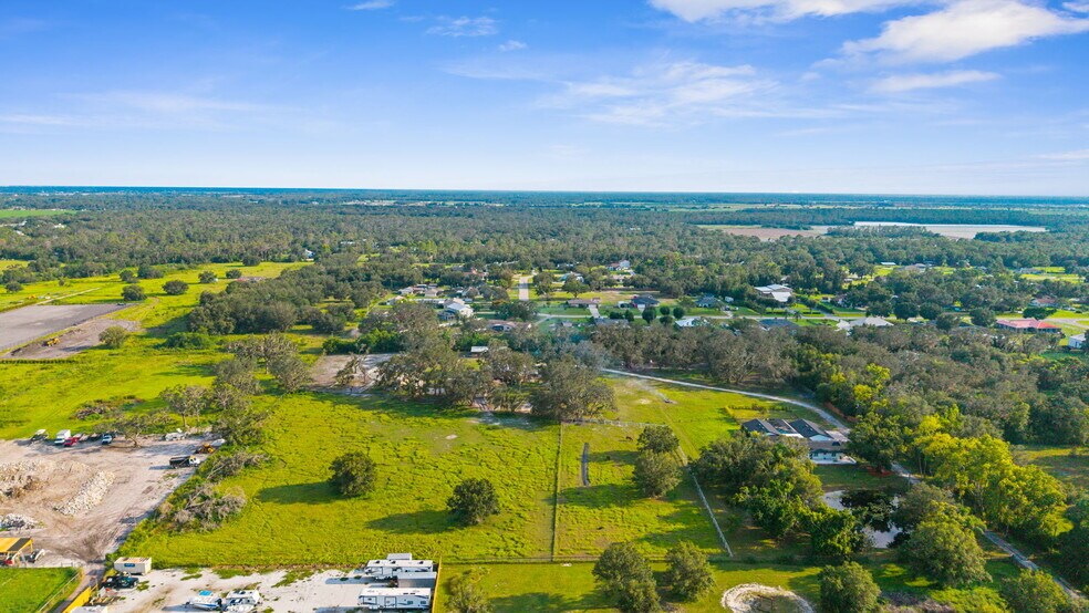 More Photos Of 22226 Sr 64, Bradenton Specialty For Sale