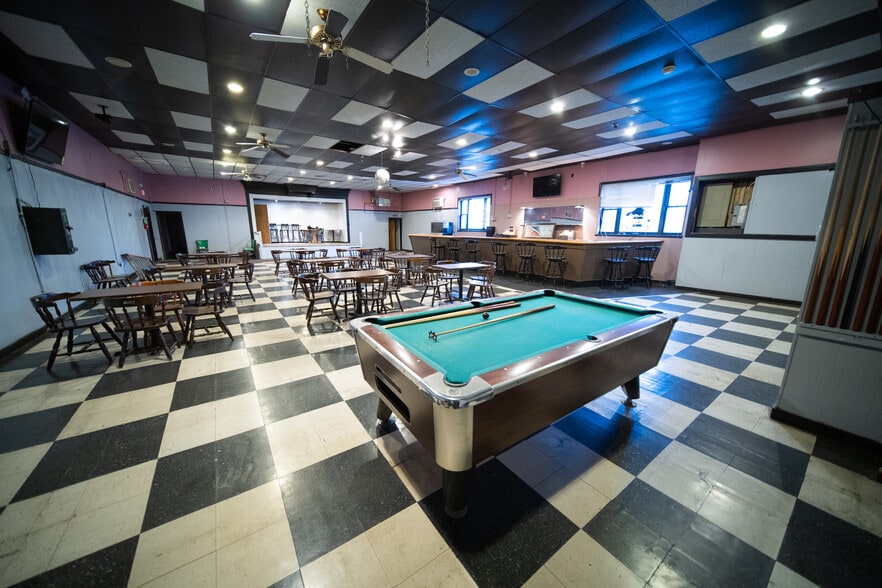 More Photos Of 418 S Front St, New Bedford Warehouse For Sale