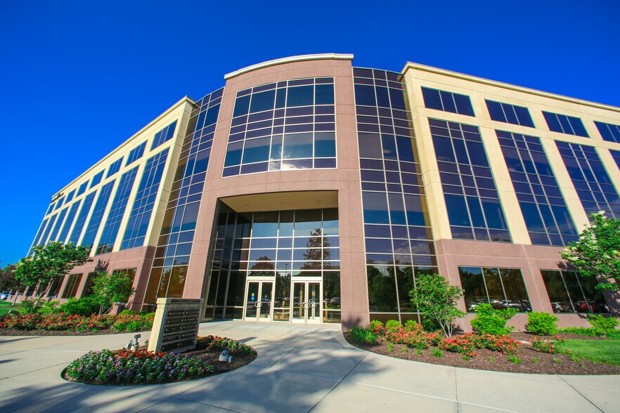 Primary Photo Of 501 Pennsylvania Pky, Indianapolis Office For Lease