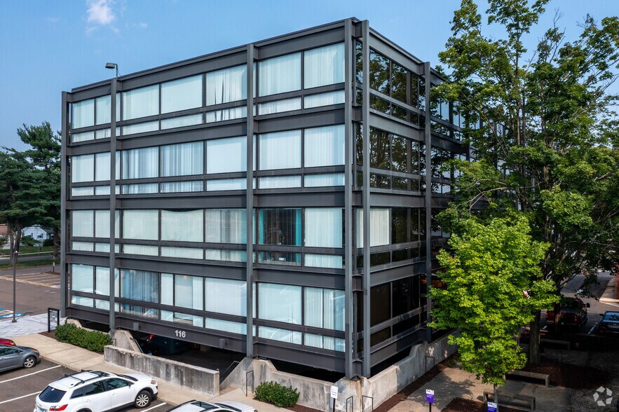 More Photos Of 127 Washington Ave, North Haven Unknown For Lease