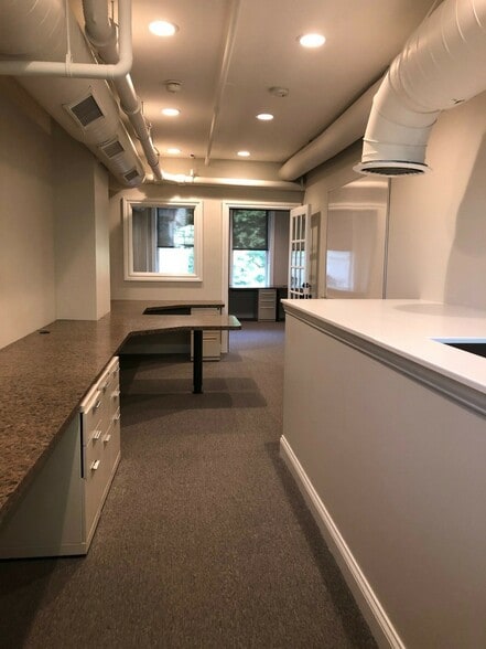 More Photos Of 1725 N Burling St, Chicago Loft Creative Space For Sale