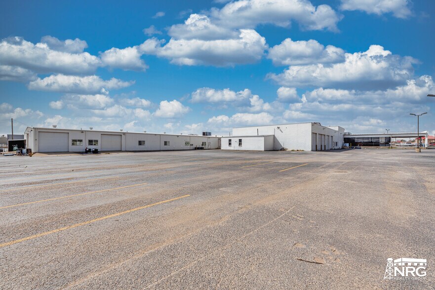 More Photos Of 3705 W Wall St, Midland Industrial For Sale