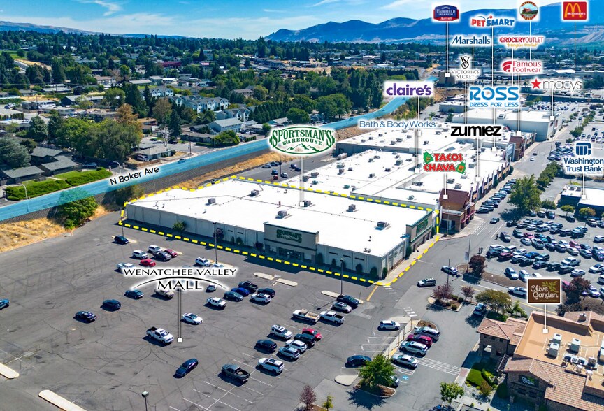 More Photos Of 611 Valley Mall Pky, East Wenatchee General Retail For Sale