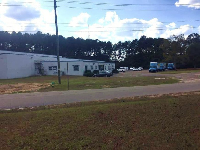 2610 Lakeview Rd, Hattiesburg, MS 39401 Manufacturing For Sale