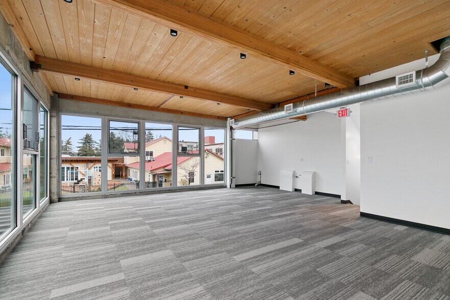 More Photos Of 5805 SW Hood Ave, Portland Warehouse For Lease