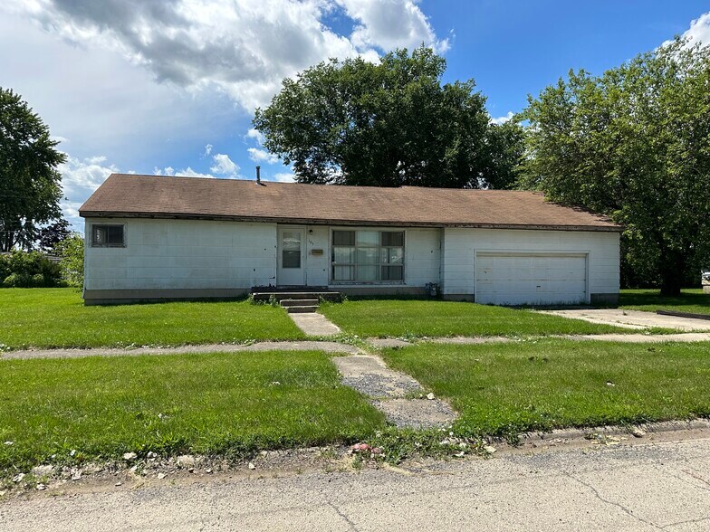 More Photos Of 2405 E Court St, Kankakee Land For Sale
