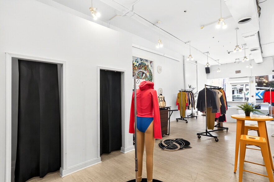 More Photos Of 219-221 Market St, Philadelphia Storefront Retail Residential For Sale