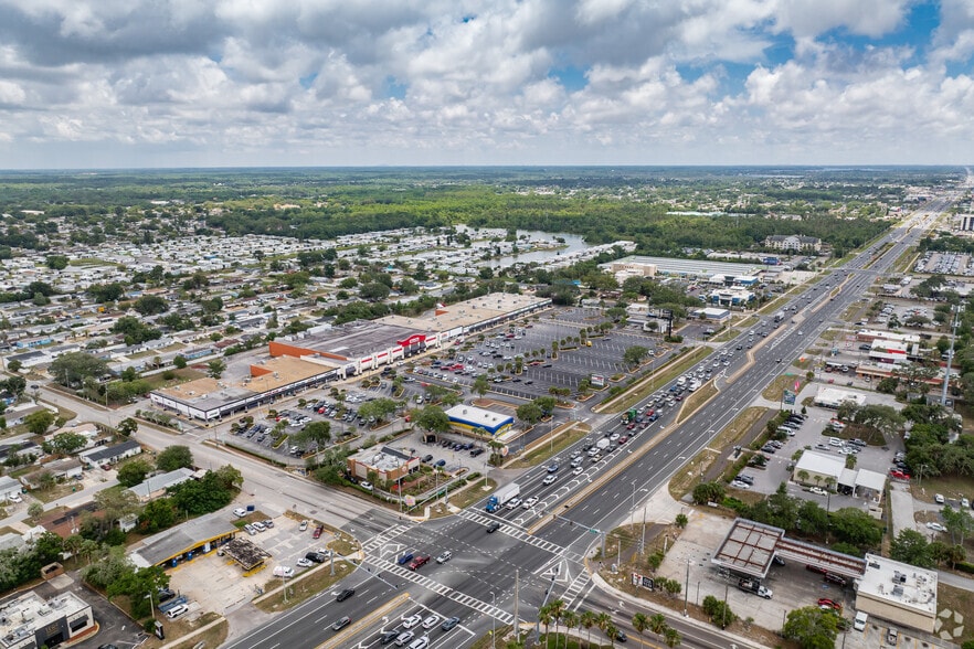 More Photos Of 3312-3440 U.S. Hwy 19, Holiday Unknown For Lease
