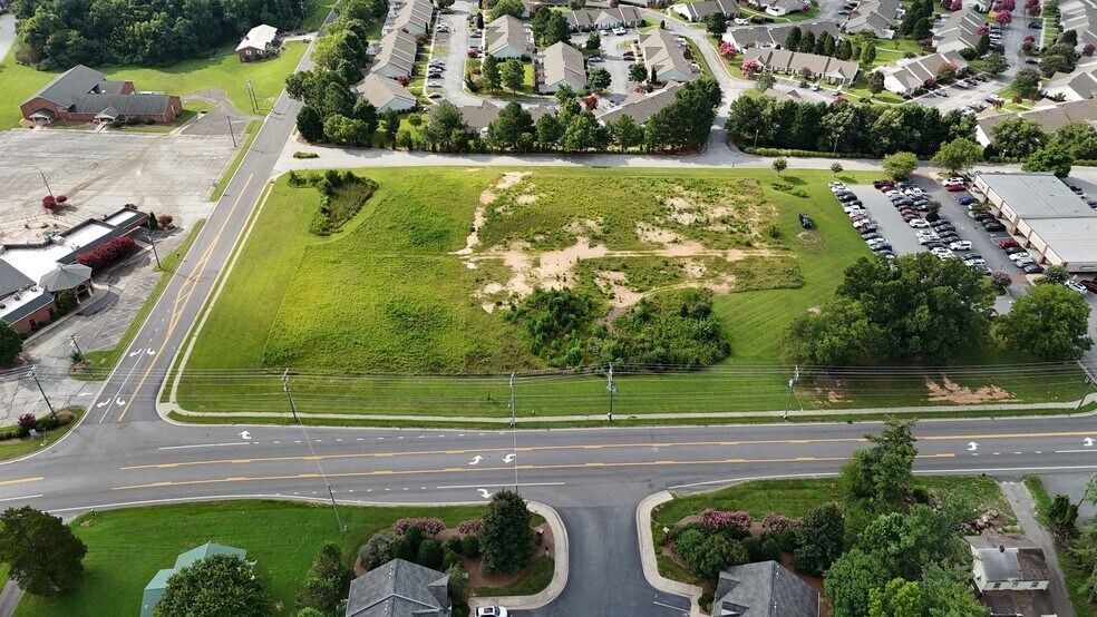More Photos Of 800 N Main St, Kernersville Land For Sale
