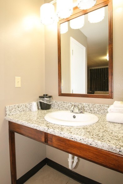 More Photos Of 42666 Highway 23, Venice Hotel For Sale