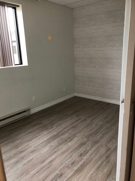 More Photos Of 420 Green St, Whitby Medical For Lease