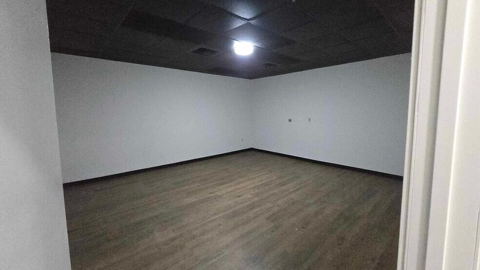 More Photos Of 15 Corporate Park, Irvine Medical For Lease