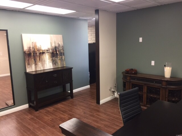 More Photos Of 100 S Citrus Ave, Covina Office For Sale