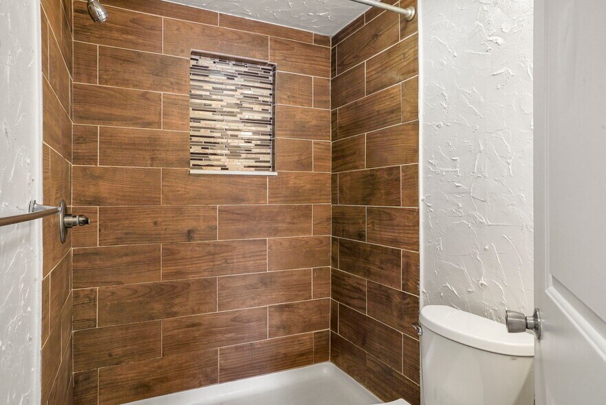 More Photos Of 168 S Lincoln Ave, Loveland Multifamily For Sale