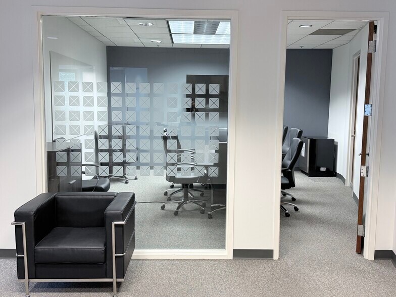 More Photos Of 1420 Peachtree St NE, Atlanta Office For Lease