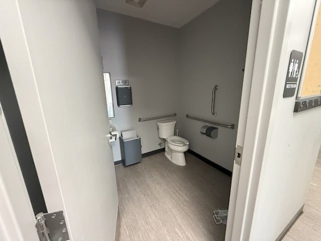 More Photos Of 1300 Savannah Hwy, Charleston Restaurant For Lease