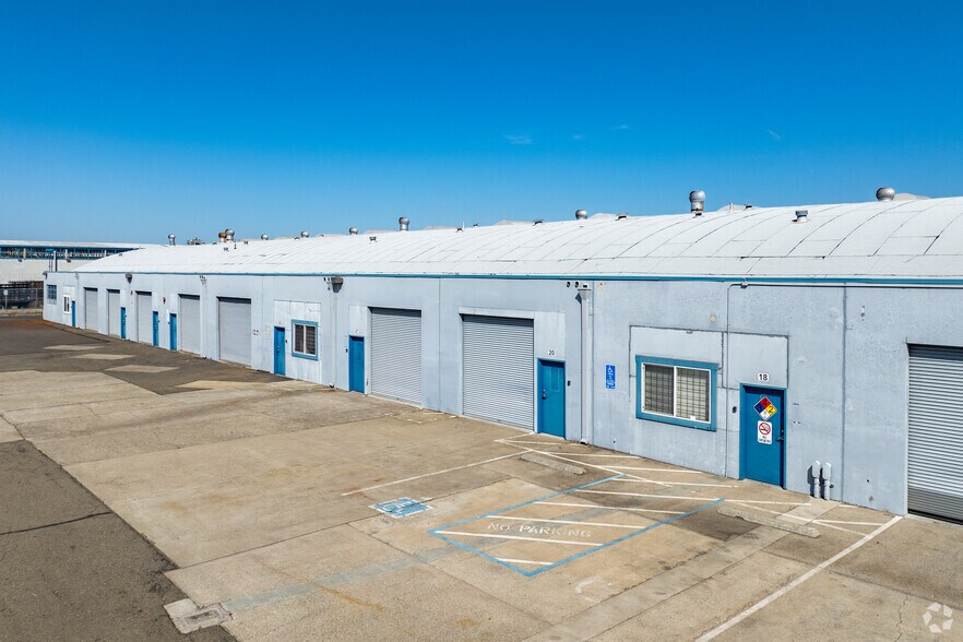 More Photos Of 2661 Alvarado St, San Leandro Warehouse For Lease