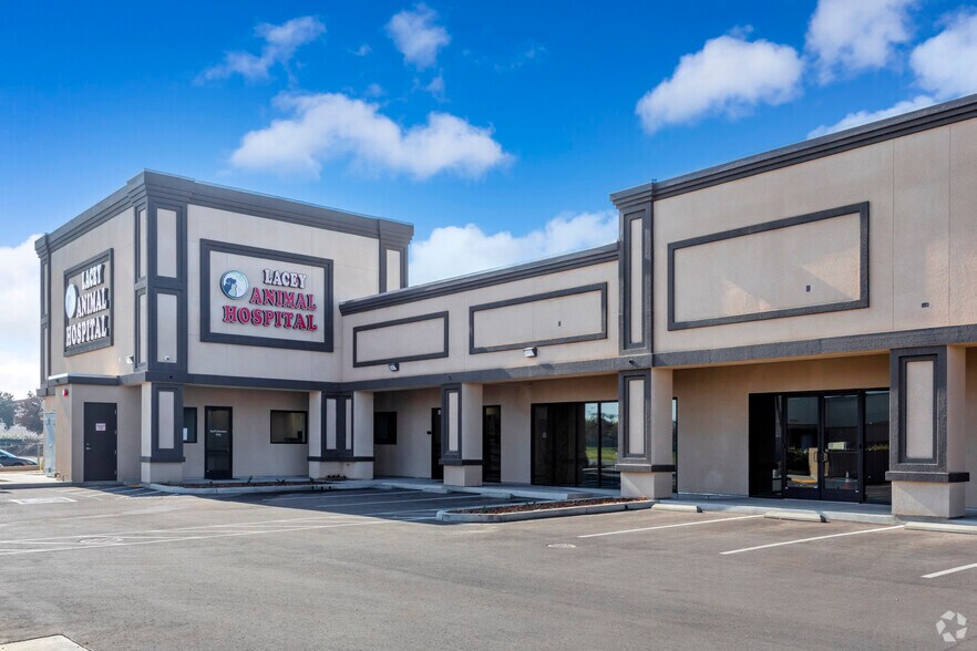 More Photos Of 1863 W Lacey Blvd, Hanford General Retail For Lease