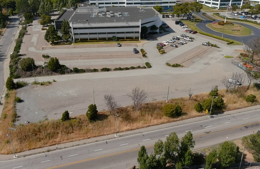 Primary Photo Of 100 Executive Park Blvd, Brisbane Land For Lease