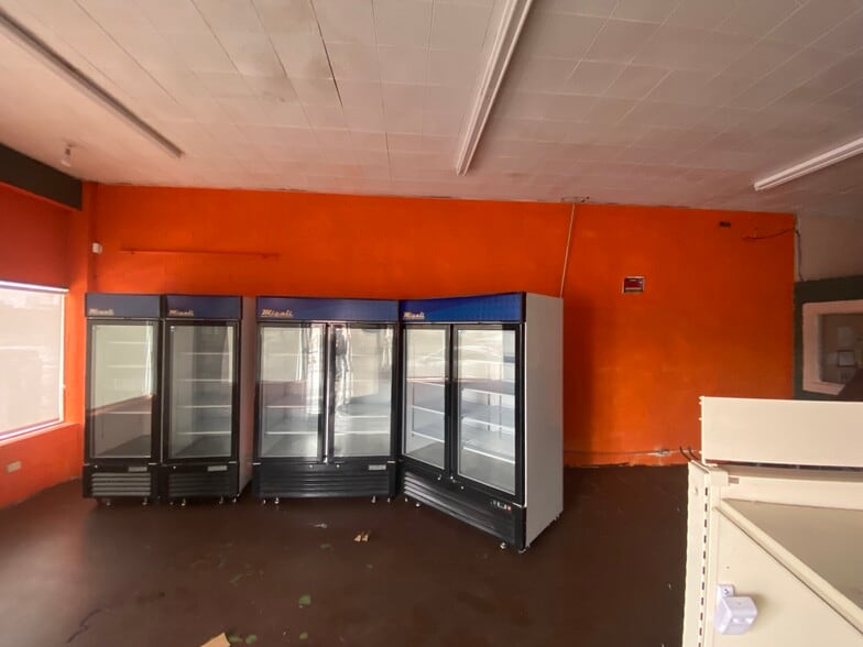 More Photos Of 722 Martin Luther King Jr Blvd, Macon-Bibb Auto Repair For Lease