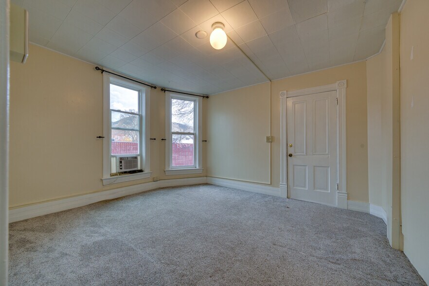 More Photos Of 512 S 2nd St W, Missoula Apartments For Sale