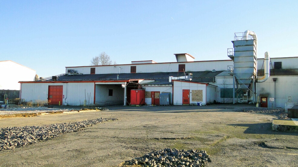More Photos Of 2501 NW Wilson St, Portland Warehouse For Lease