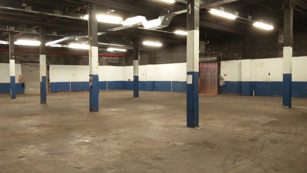 More Photos Of 4821 1st Ave, Brooklyn Warehouse For Lease