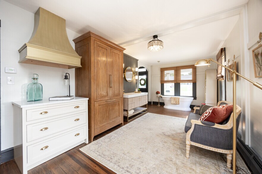 More Photos Of 3511 Main st, Morgantown Storefront Retail Residential For Sale