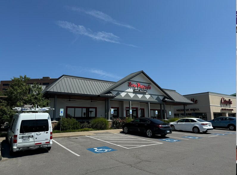 More Photos Of 6870 Johnson Dr, Mission General Retail For Sale