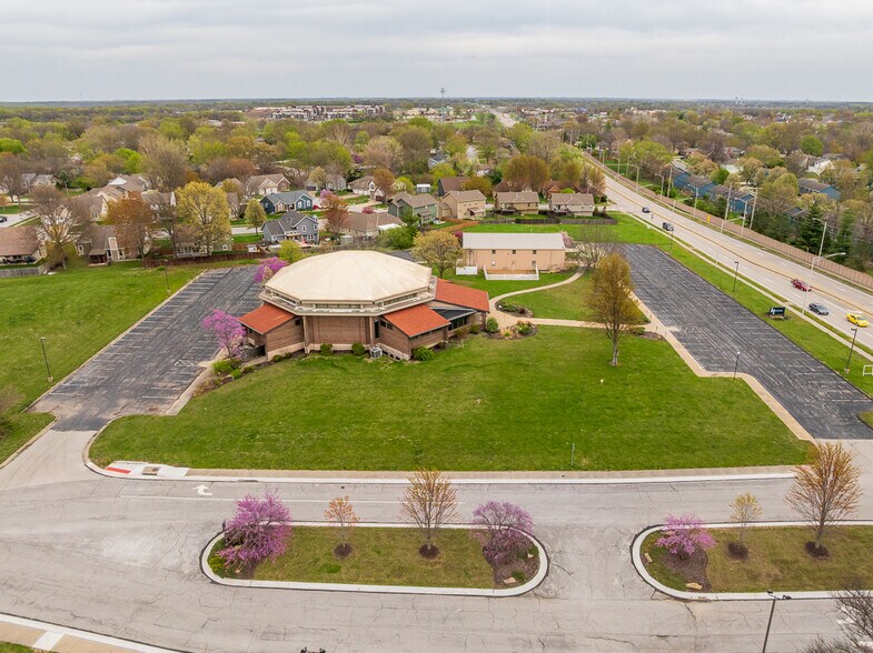 More Photos Of 800 SW 150 Hwy, Lee's Summit Office For Sale