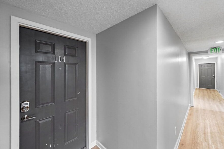 More Photos Of 706 E 139th St, Kansas City Apartments For Sale