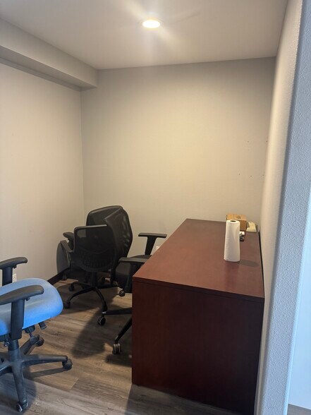 More Photos Of 6446 Road 3 NE, Moses Lake Flex For Lease
