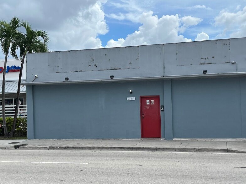 More Photos Of 2195 NW 27th Ave, Miami Freestanding For Sale