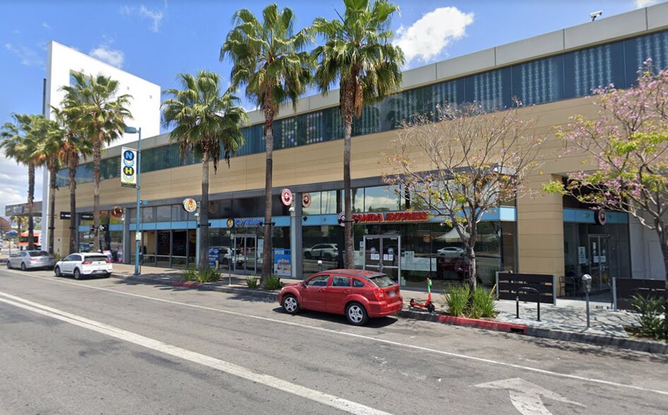 More Photos Of Lankershim Blvd @ SEC Lankershim Blvd & Chandler Blvd, North Hollywood Unknown For Lease