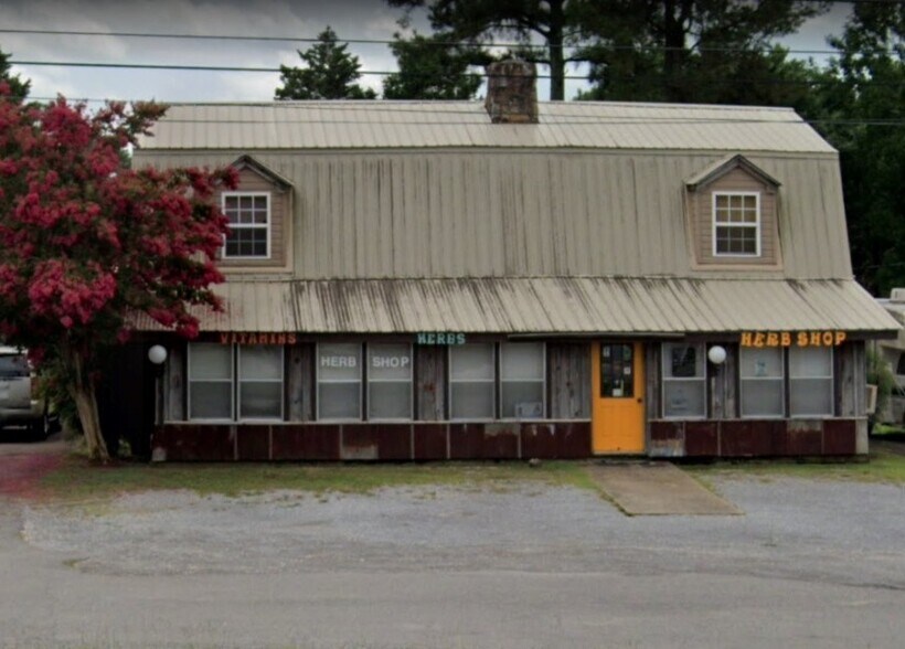Primary Photo Of 12761 US Highway 431, Guntersville Office For Sale