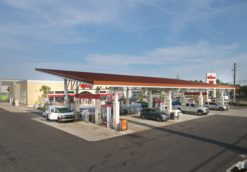 Primary Photo Of 5735 Philips Hwy, Jacksonville Service Station For Sale