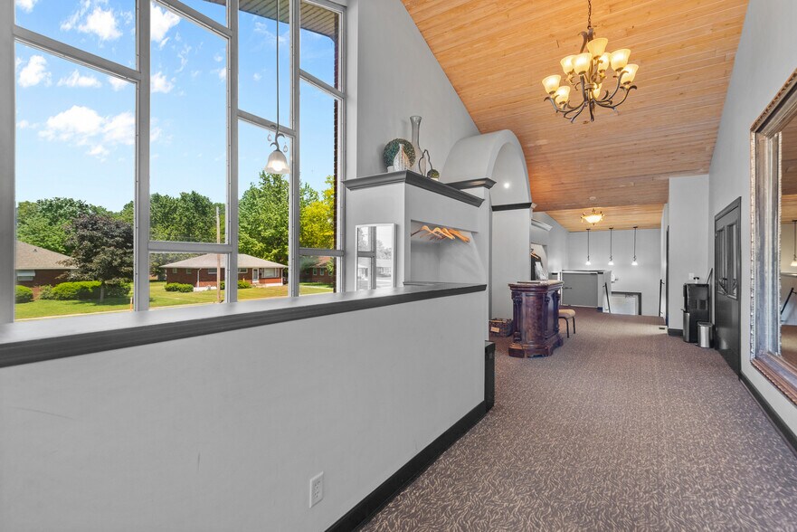 More Photos Of 2450 Pontoon Rd, Granite City Religious Facility For Sale