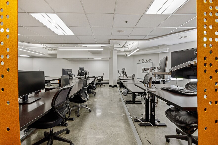 More Photos Of 375 Forest Ave, Palo Alto Office Residential For Lease